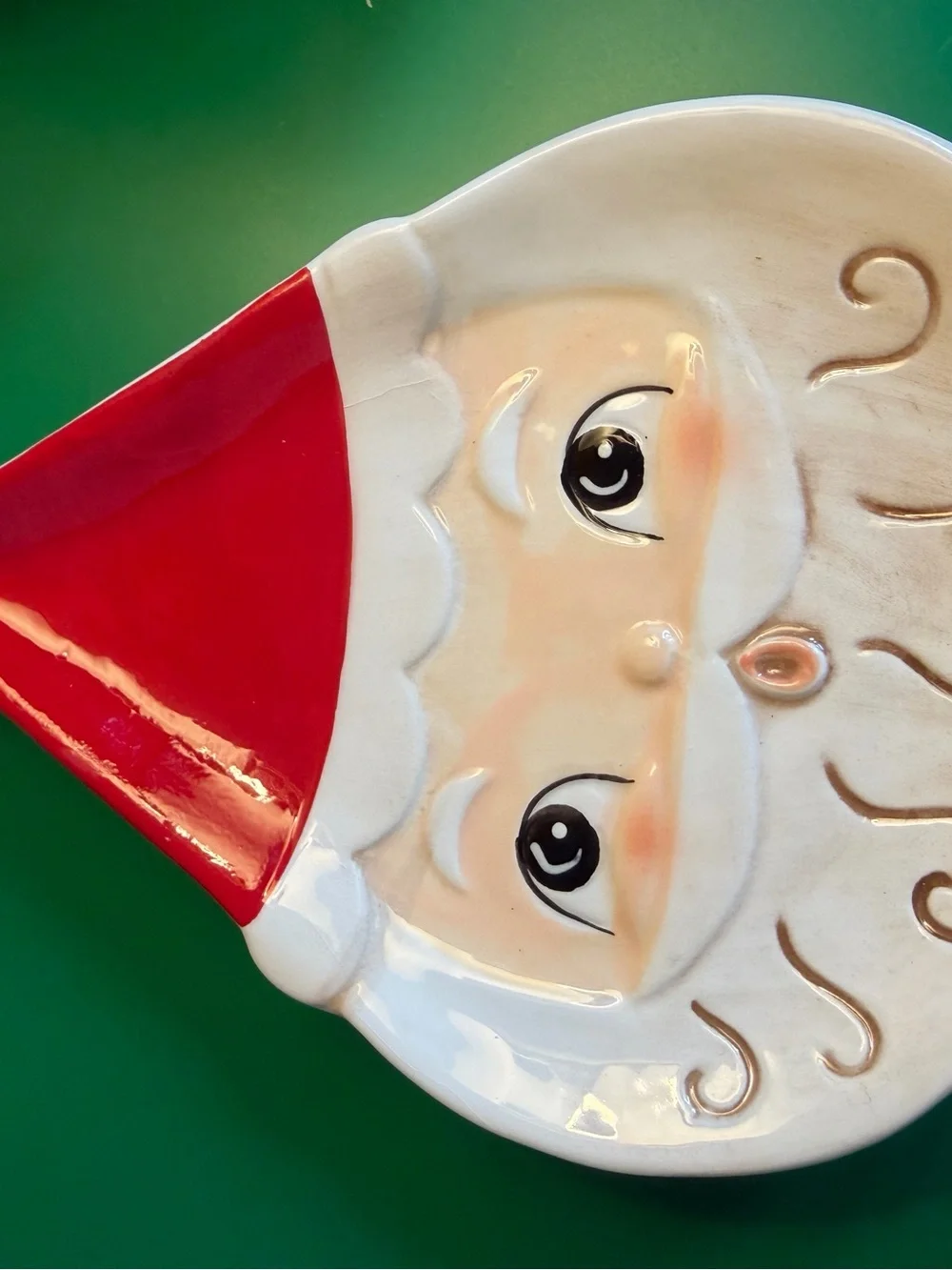 Johanna Parker small Santa plate